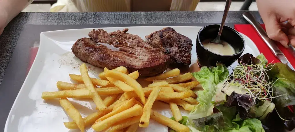 Bistrot le commerce_Salins-les-Bains_slider_image_3