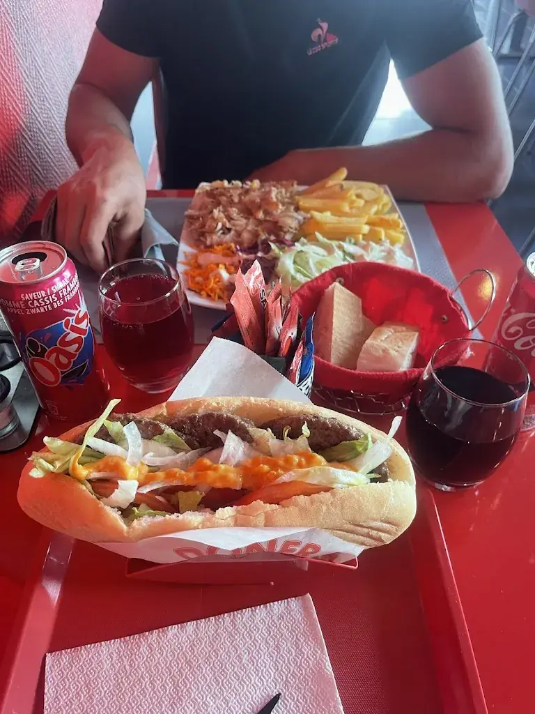 Menu_Restaurant Marmara_Salins-les-Bains_immagine_8