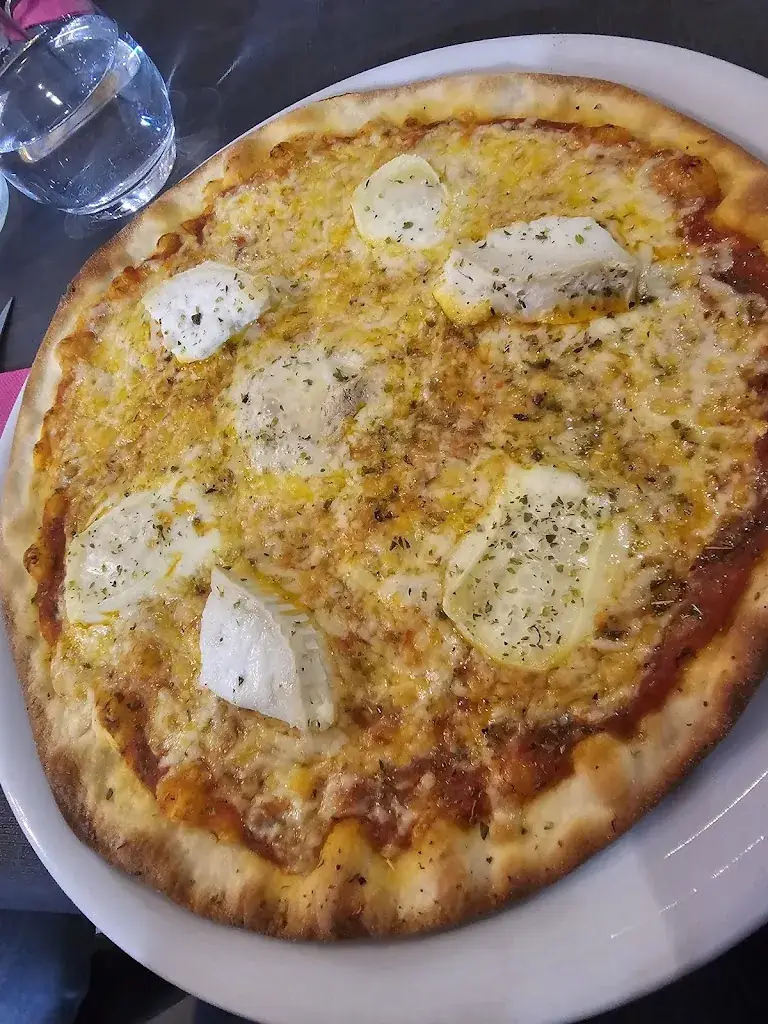 Restaurant Pizzeria des Salines_Salins-les-Bains_slider_image_3