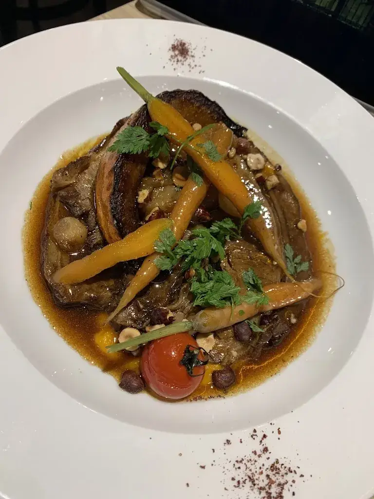 Luke Levens_Muse Restaurant_Vienne_review