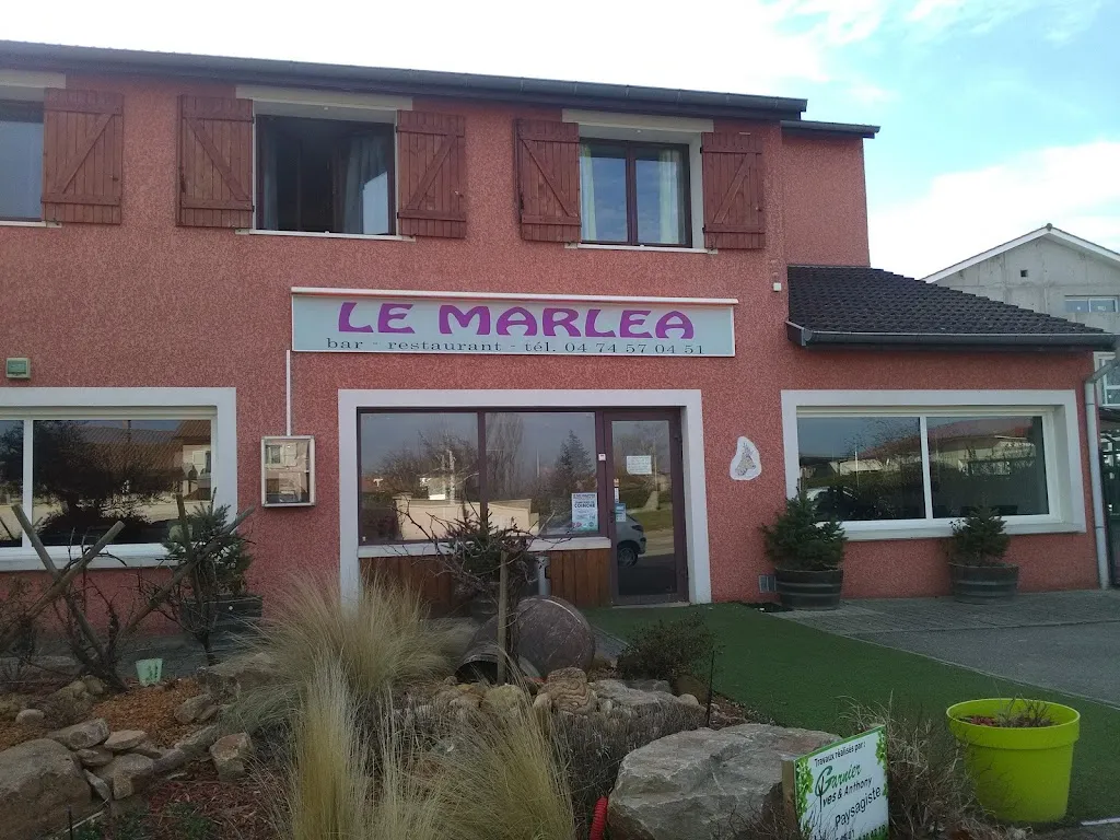 Le Marlea Bar Restaurant restaurant in Serpaize