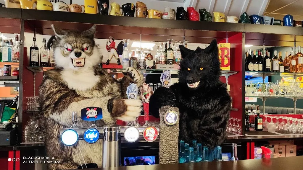 Werewolf Werepaw_Le Killy’s_Saugues_review