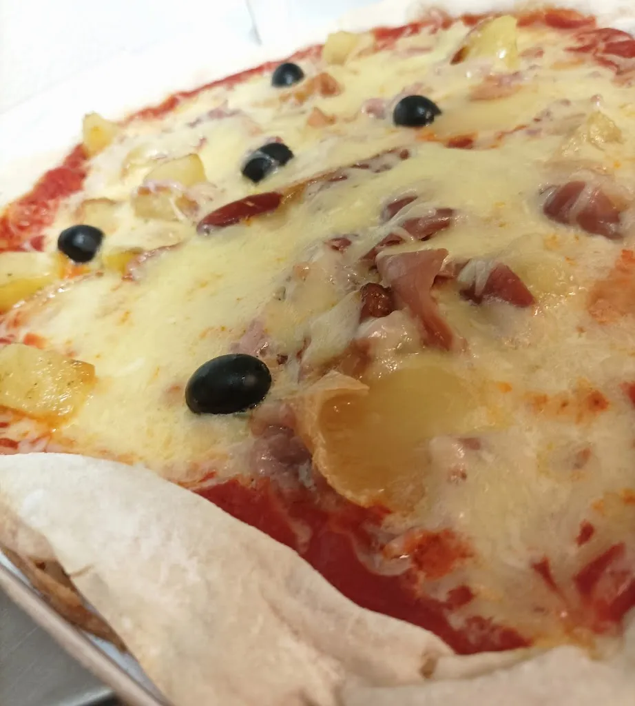 Menu_Restaurant Pizzeria de la Tour_Saugues_image_1