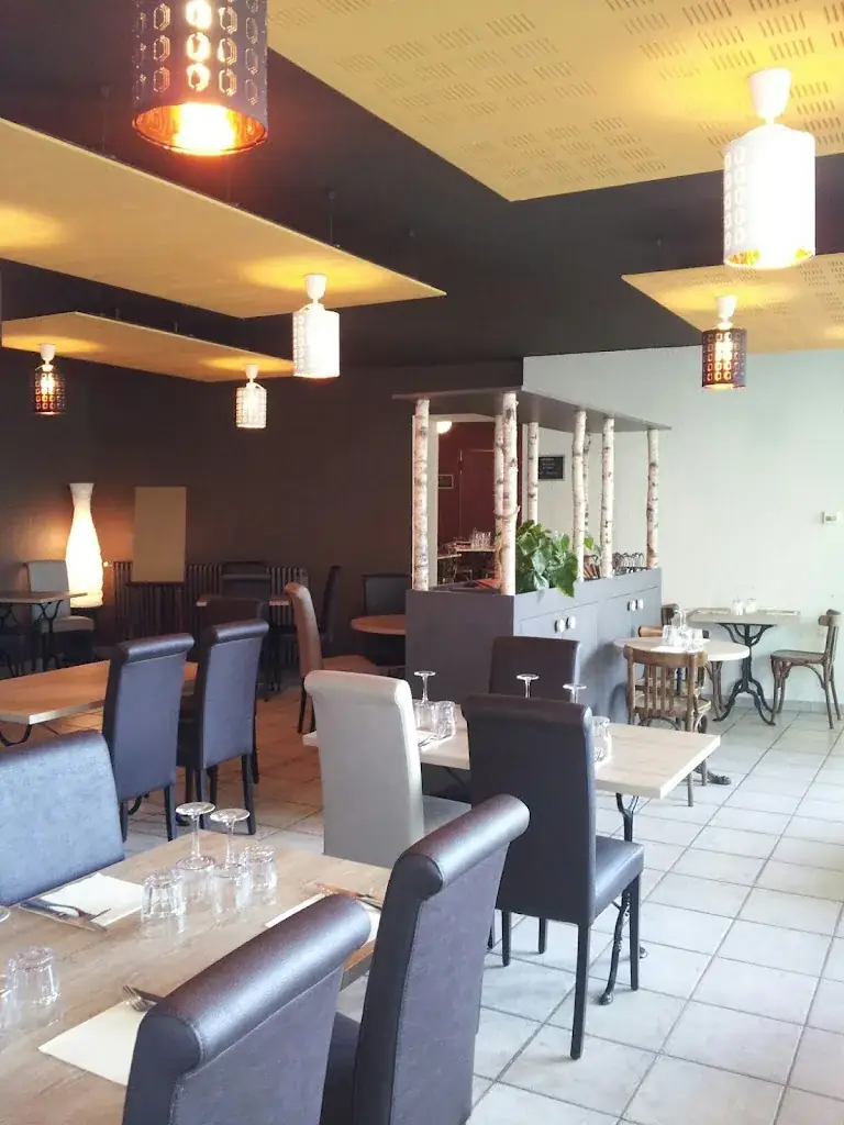 L' atelier du Louvre restaurant in Saint-Symphorien-d'Ozon