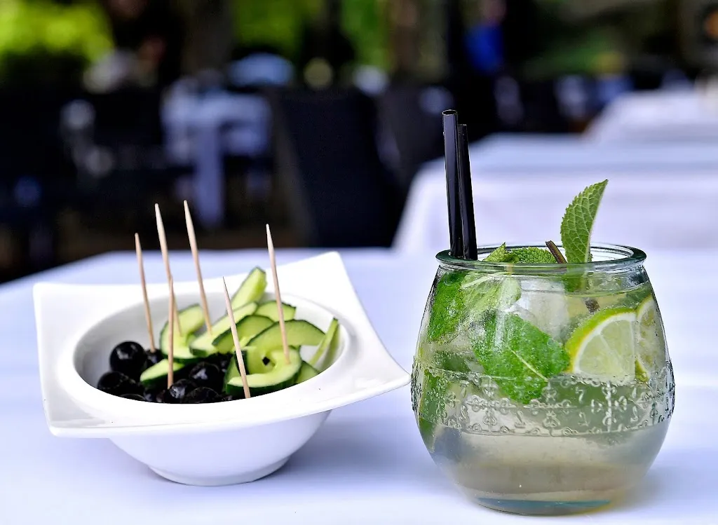 Chez Paul'O_Solaize_slider_image_3