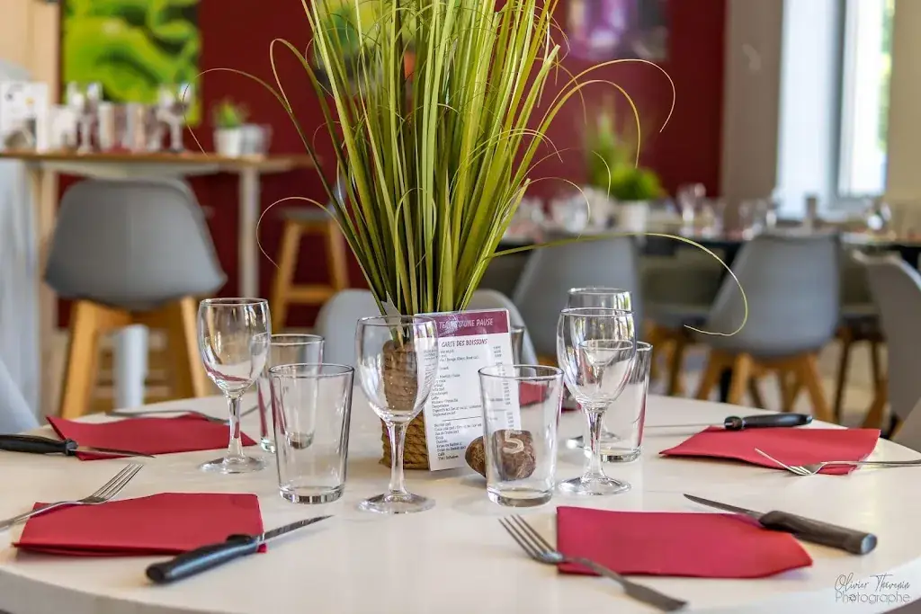 Le Temps D'une Pause restaurant in Saint-Symphorien-d'Ozon