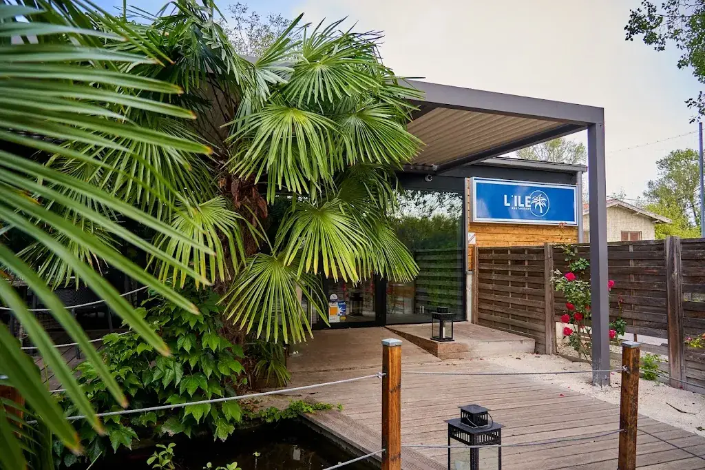 L'Île restaurant in Solaize