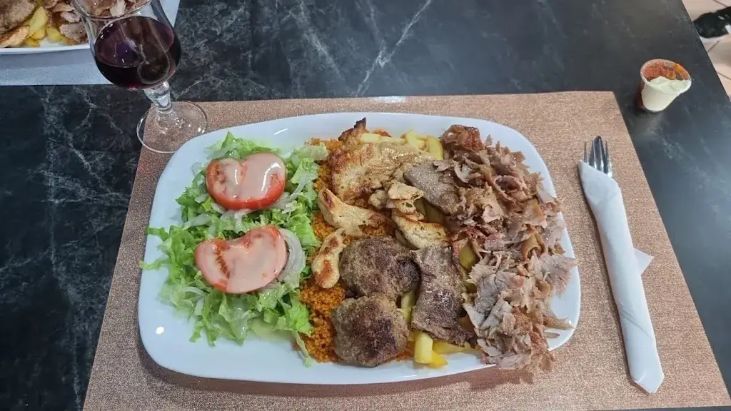 Serezin Kebab_Sérézin-du-Rhône_slider_image_2