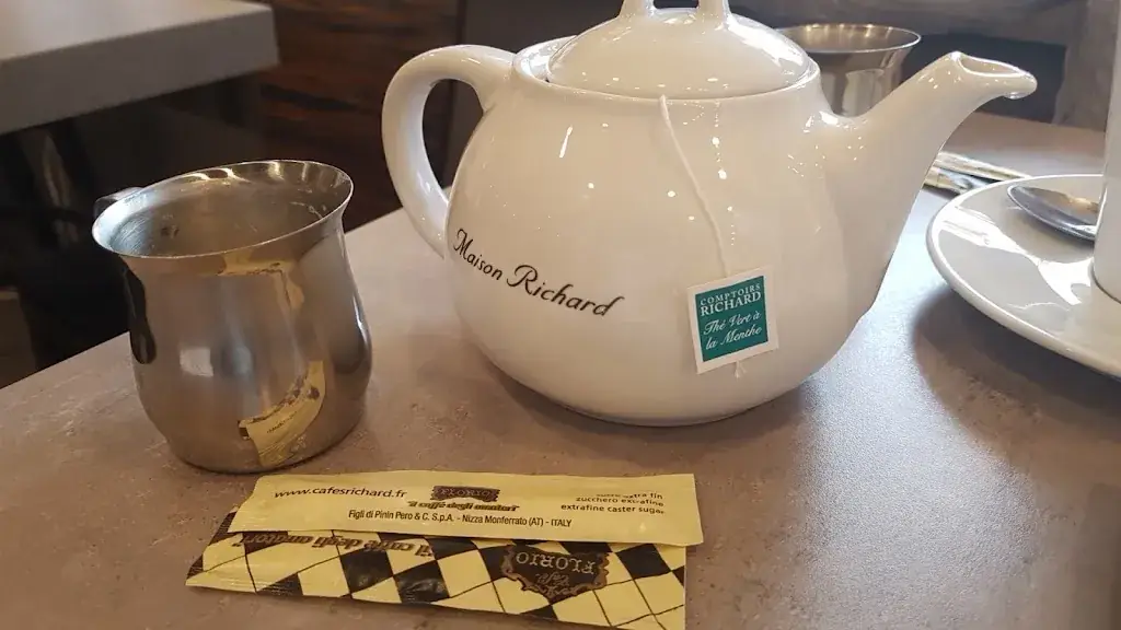 Tony Boys_Brasserie L'Intrépide_Seynod_review