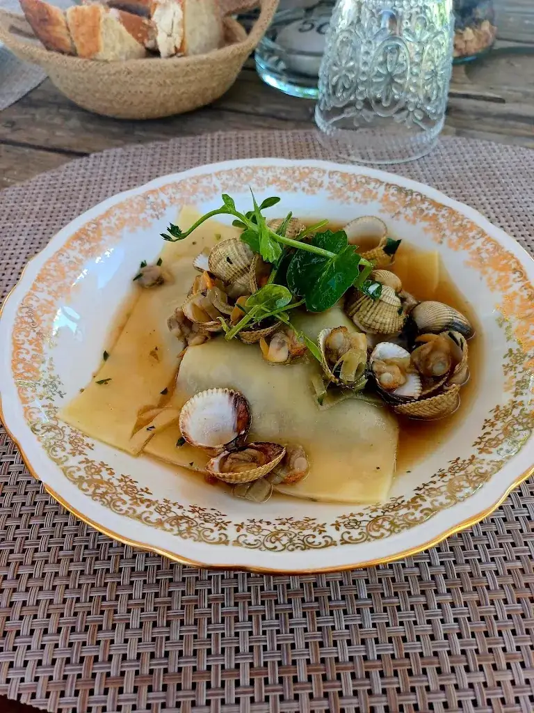 Menu_Rose Restaurant - Château de Freycinet_Saulce-sur-Rhône_immagine_3