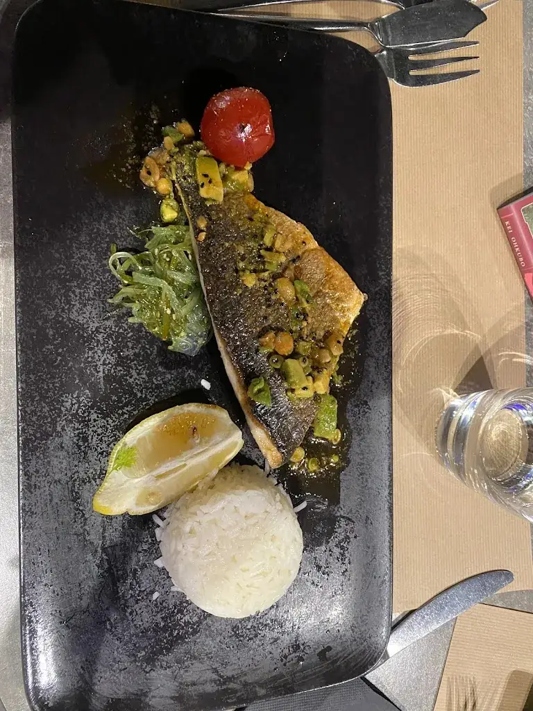 Melina Berger Bancroft_Les Papilles_Annemasse_review