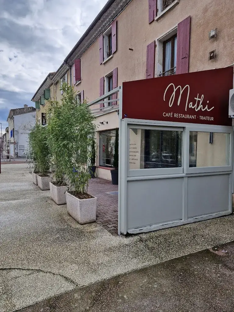 MATHI TRAITEUR - Le coin de table_Saulce-sur-Rhône_slider_image_1