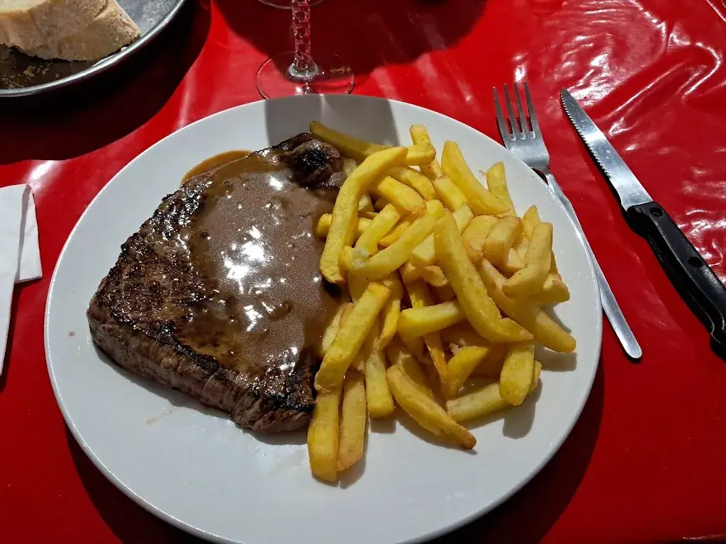 Le Disque Bleu..Relais routier.._Cliousclat_slider_image_2