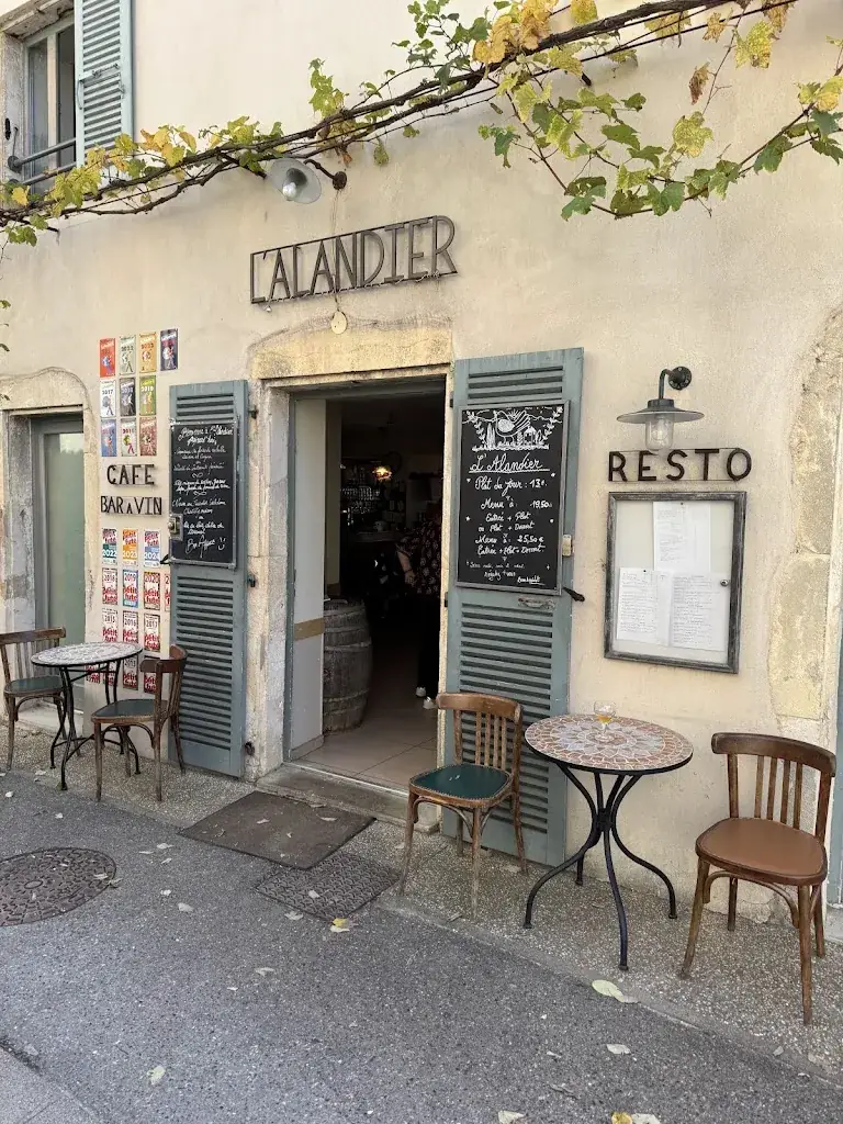 L'Alandier Restaurant in Cliousclat