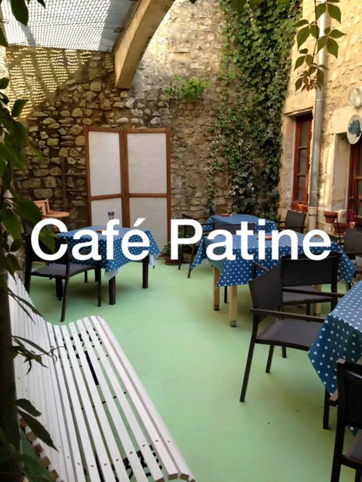 Restaurant Café Patine Restaurant in Mirmande
