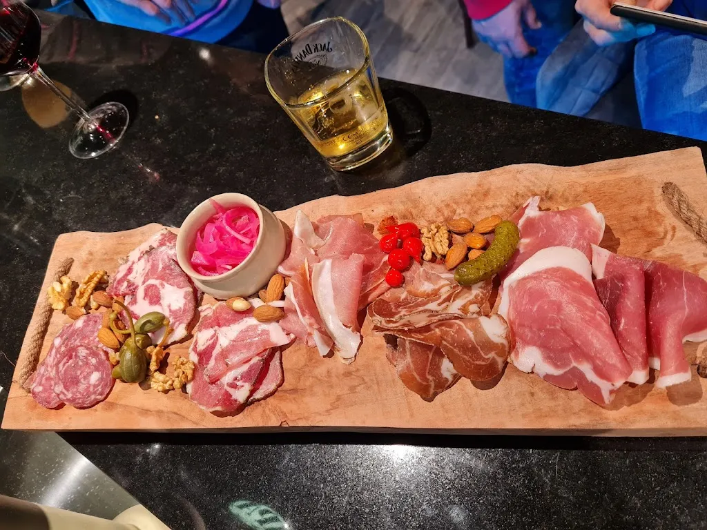 Mille & Zim_Échalas_slider_image_3