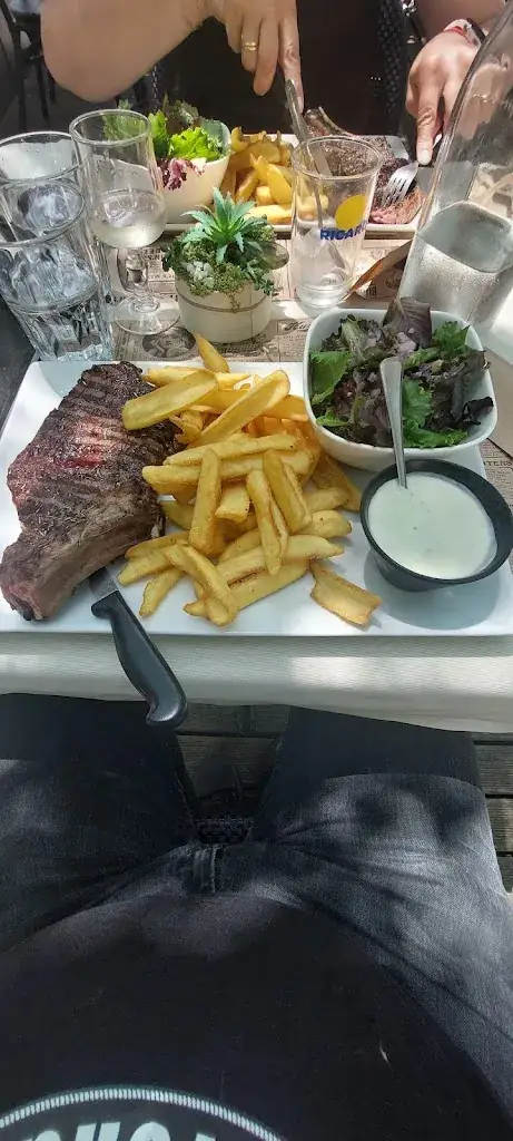 David DEBARGUE_Restaurant La Cascade_Sillans-la-Cascade_review