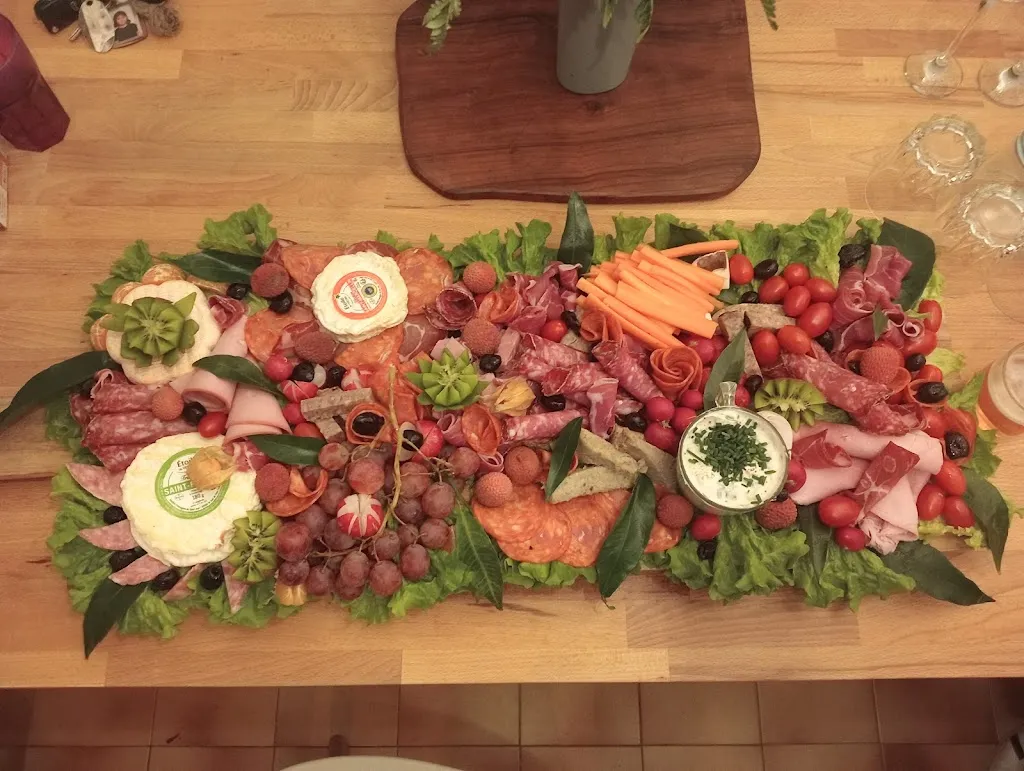 La Petite Faim_Suze-la-Rousse_slider_image_3