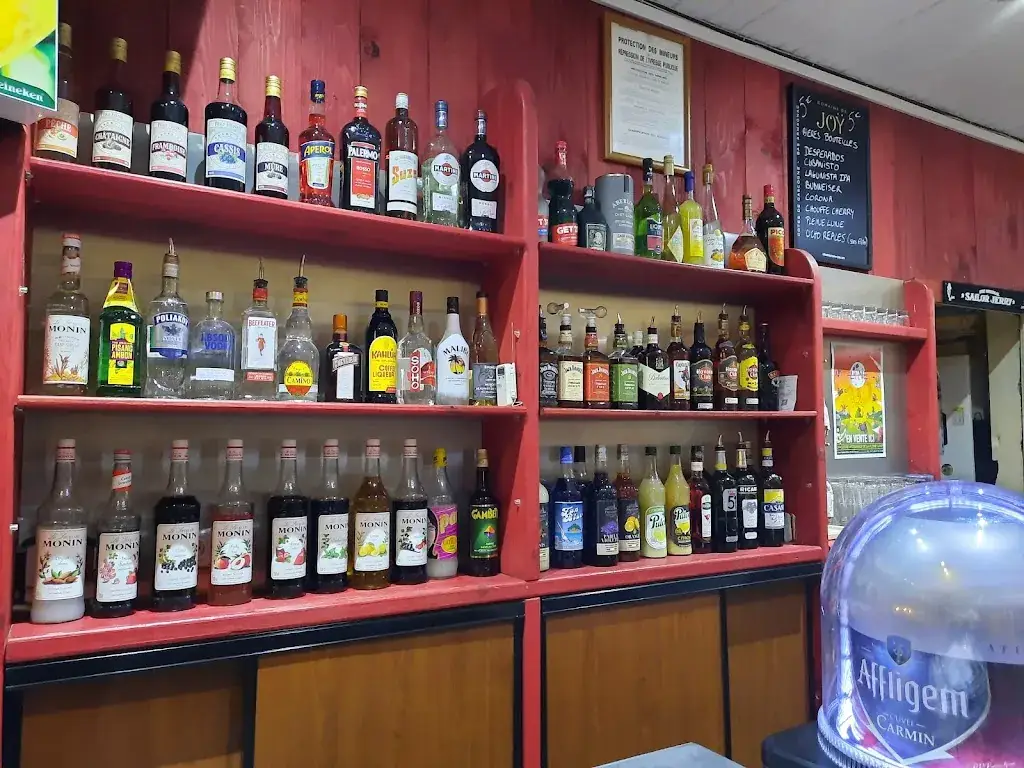 Bar le QG Snack Resto Pmu fdj restaurant in Suze-la-Rousse