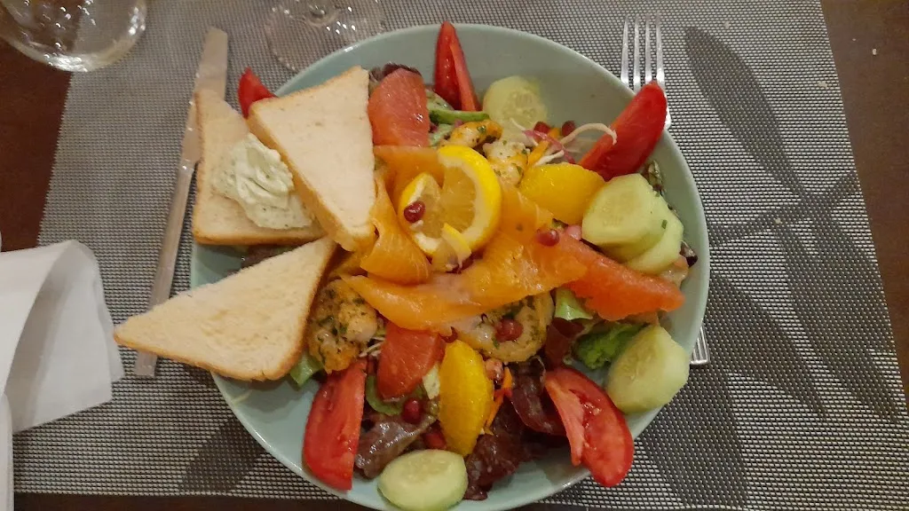 Restaurant le SLN- Camping Suze Luxe Nature_Suze-la-Rousse_slider_image_2