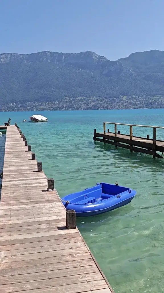 Le Poisson Rouge_Sevrier_slider_image_2