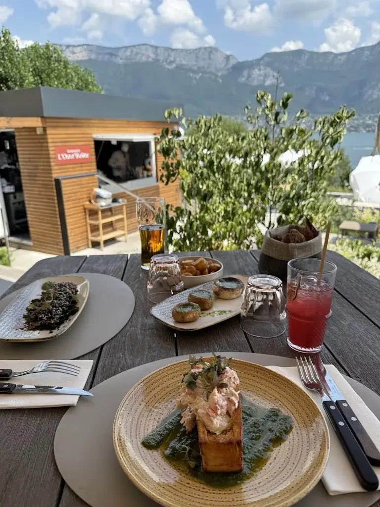 Mary Lopez_L'Ouvr'Boitte_Sevrier_review