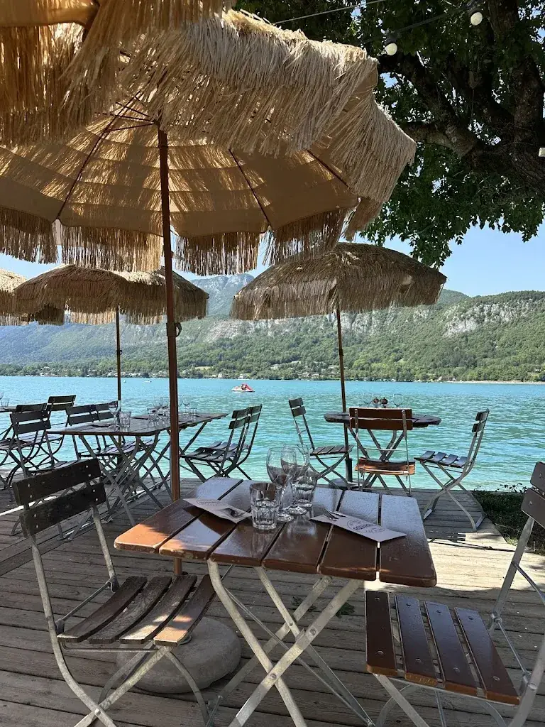 Restaurant L'Aquarama_Talloires-Montmin_slider_image_3