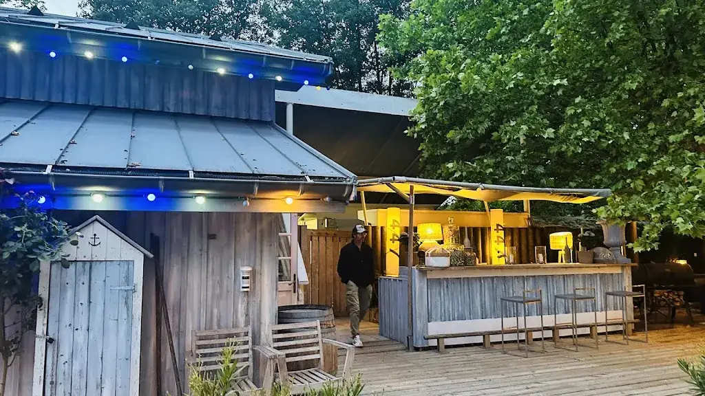 Vijay Patel_Petit Paradis_Talloires-Montmin_review