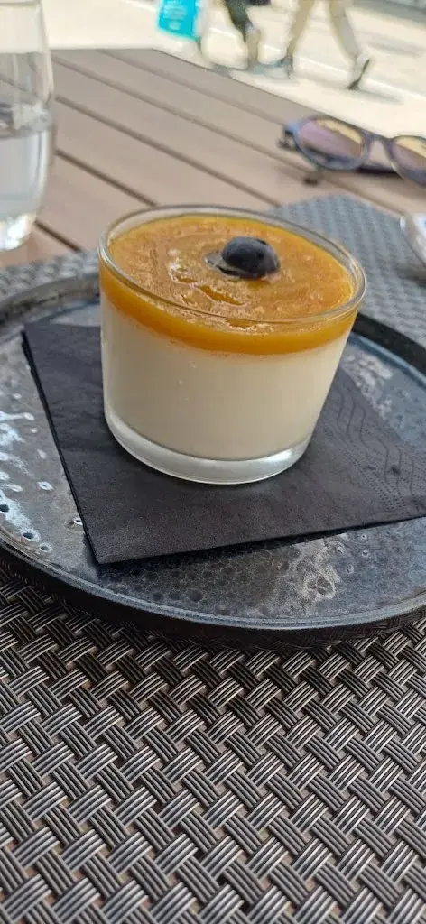 Noelie Bernard_Le Paul Bert_Annemasse_review