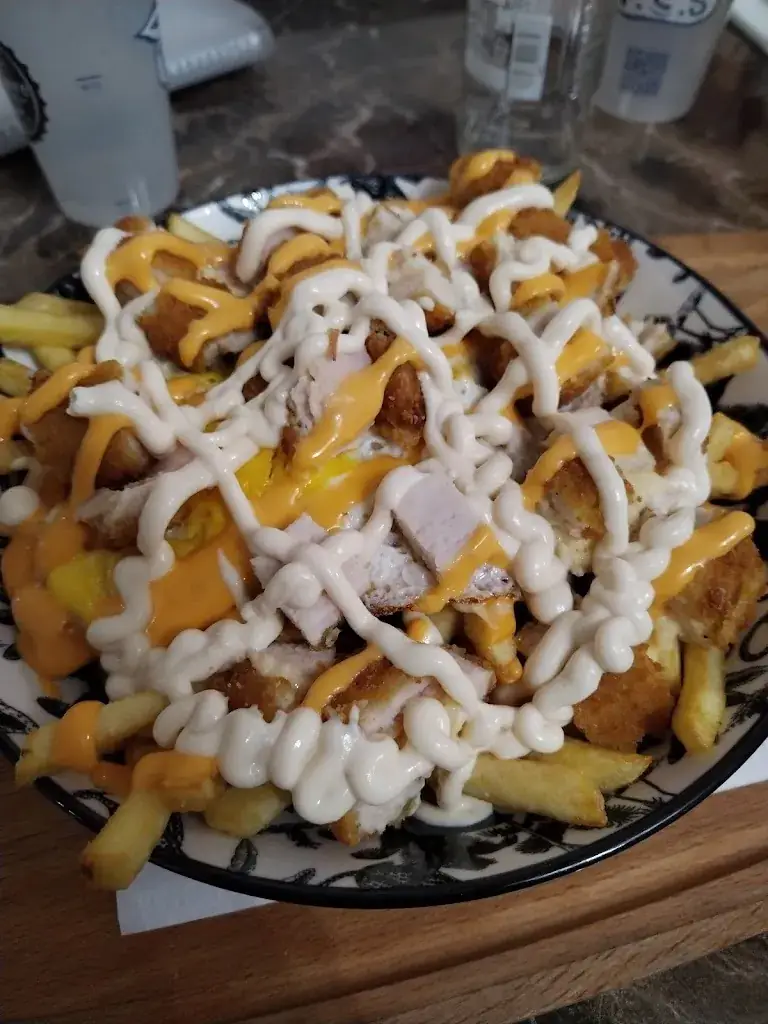 Laetitia Dnn_Le Gambetta_Sury-le-Comtal_review