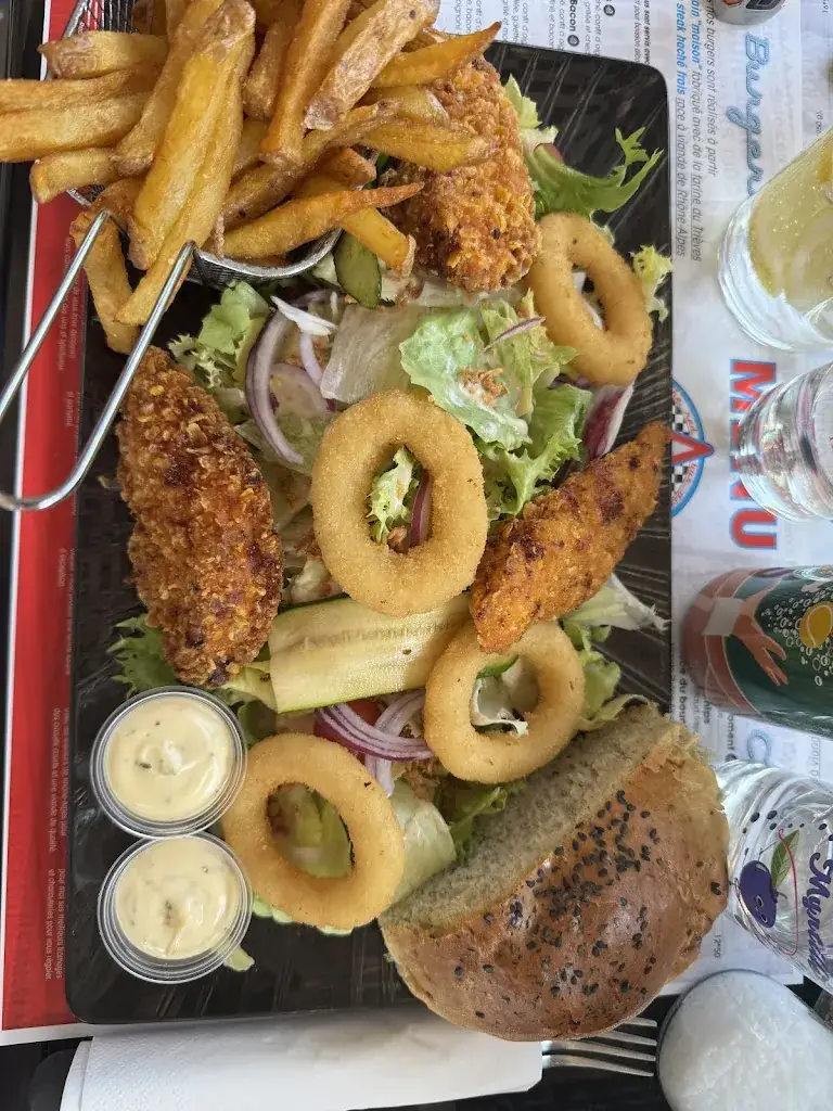 Rosalie Sarto_The Red Bus Diner PAUL’S_Seyssins_review