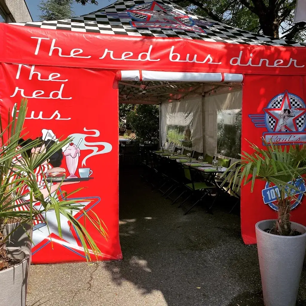 The Red Bus Diner PAUL’S_Seyssins_slider_image_1