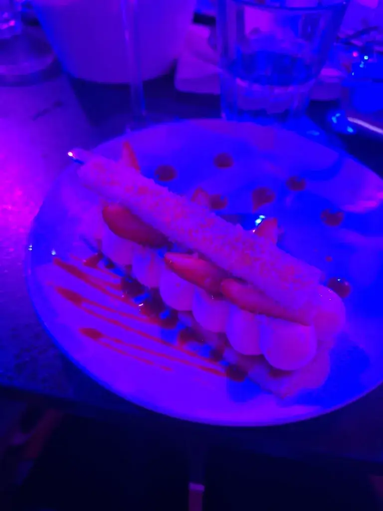 Margot Mgl_Le Welcome l Bar Restaurant Club_Seyssinet-Pariset_review