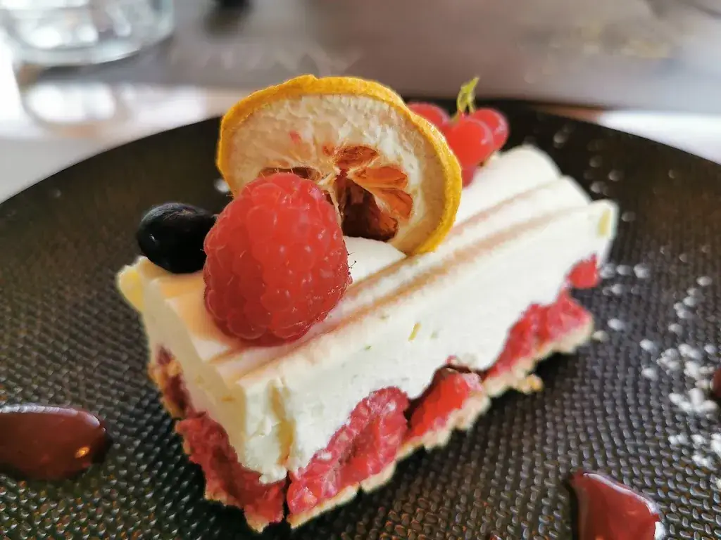 Sascha Braendle_LE CHRISTINA RESTAURANT_Ville-la-Grand_review