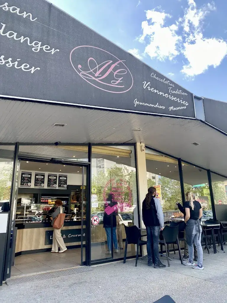 Julien&Kadyn Paya_L'Art & Gourmet_Seyssins_review