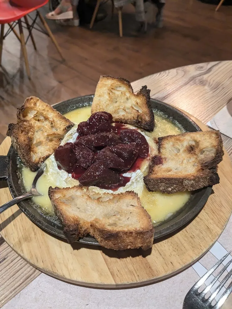 Le Vin et un Plat (21plat) - Tassin_Tassin-la-Demi-Lune_slider_image_2