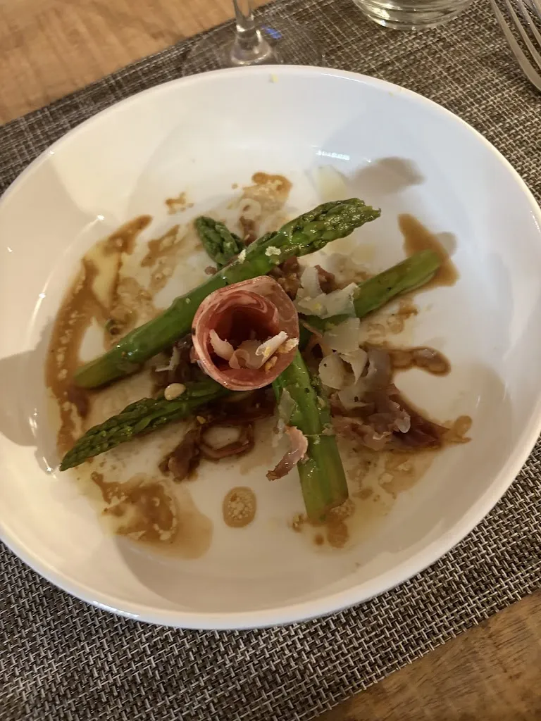 MARIE CASSAGNE_Chez Nous_Taulignan_review