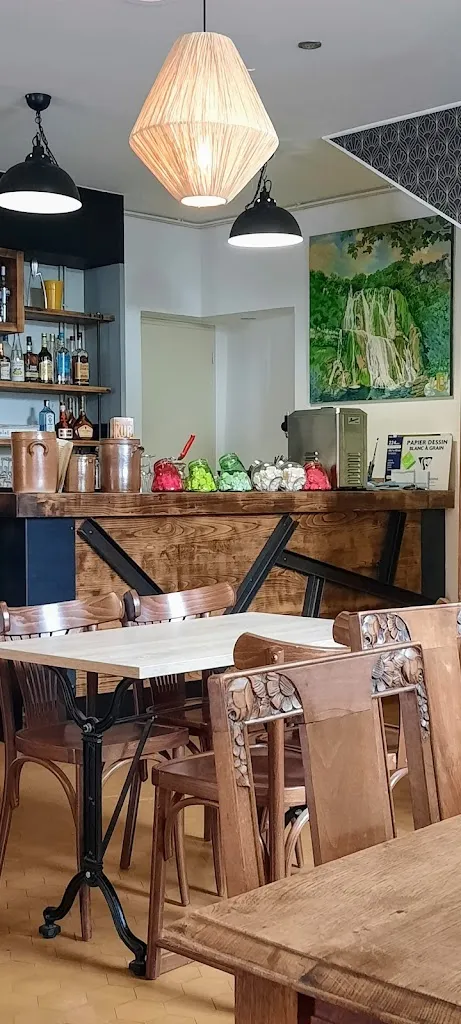 Nadine Biolley_Restaurant du Café de la Soie_Taulignan_review