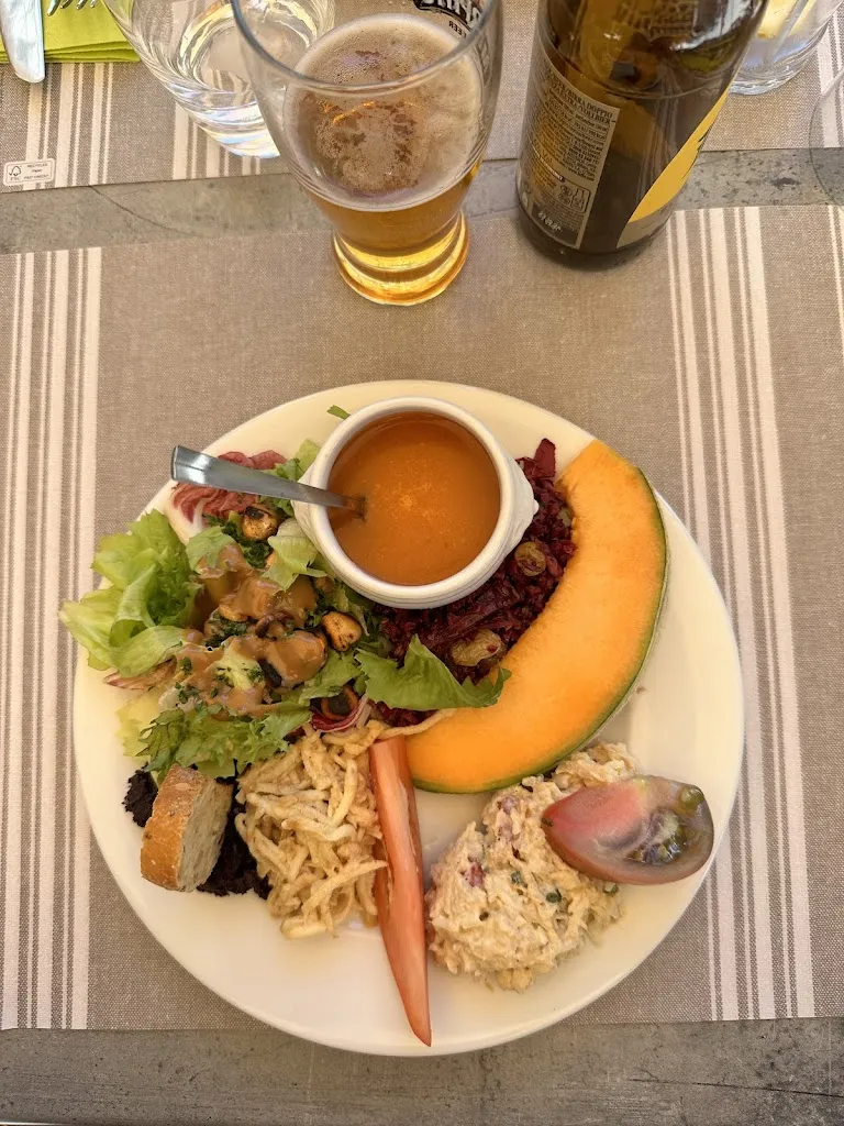 Anaïs LEXTRAYT-PINCHINOT_Restaurant du Café de la Soie_Taulignan_review