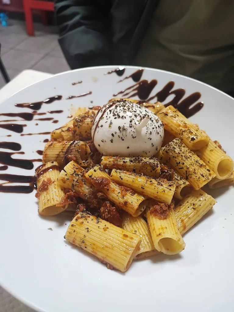 Mélanie Thibault_L’Impero_Seyssinet-Pariset_review