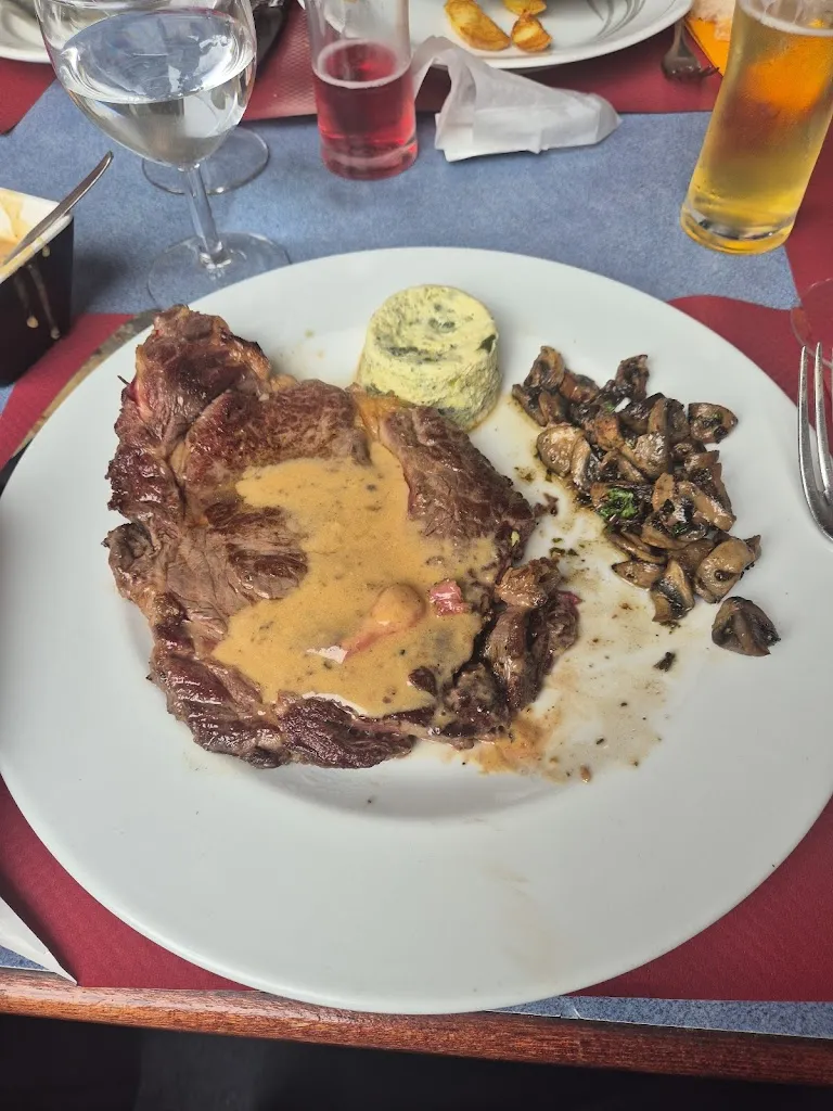 Bar Tabac Restaurant Le Bleuet_Seyssinet-Pariset_slider_image_3