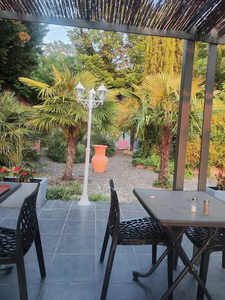 Le Gaulois restaurant in Ternay