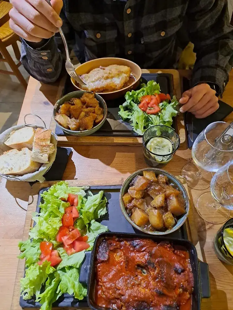 Pablo RUIZ_Chez Roberto_Ternay_review