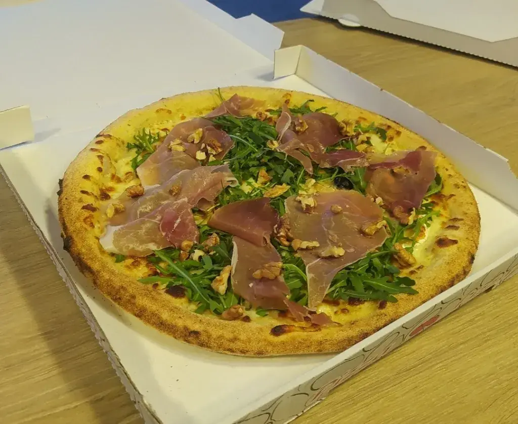 nonnè pizza restaurant à Tencin