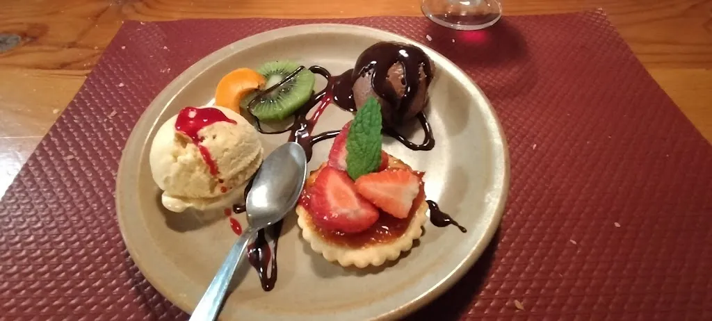 Sylvie NOËL_Ferme-auberge La Cabriole_Tence_recensione