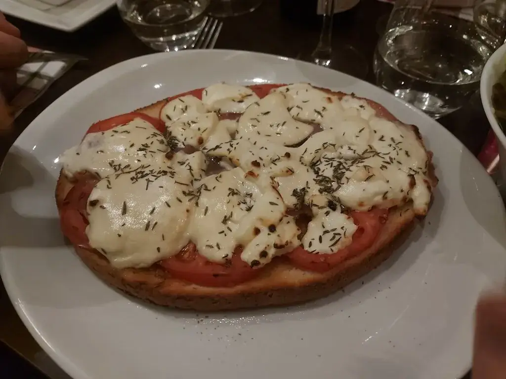 Le Grand Café_Tence_slider_image_2