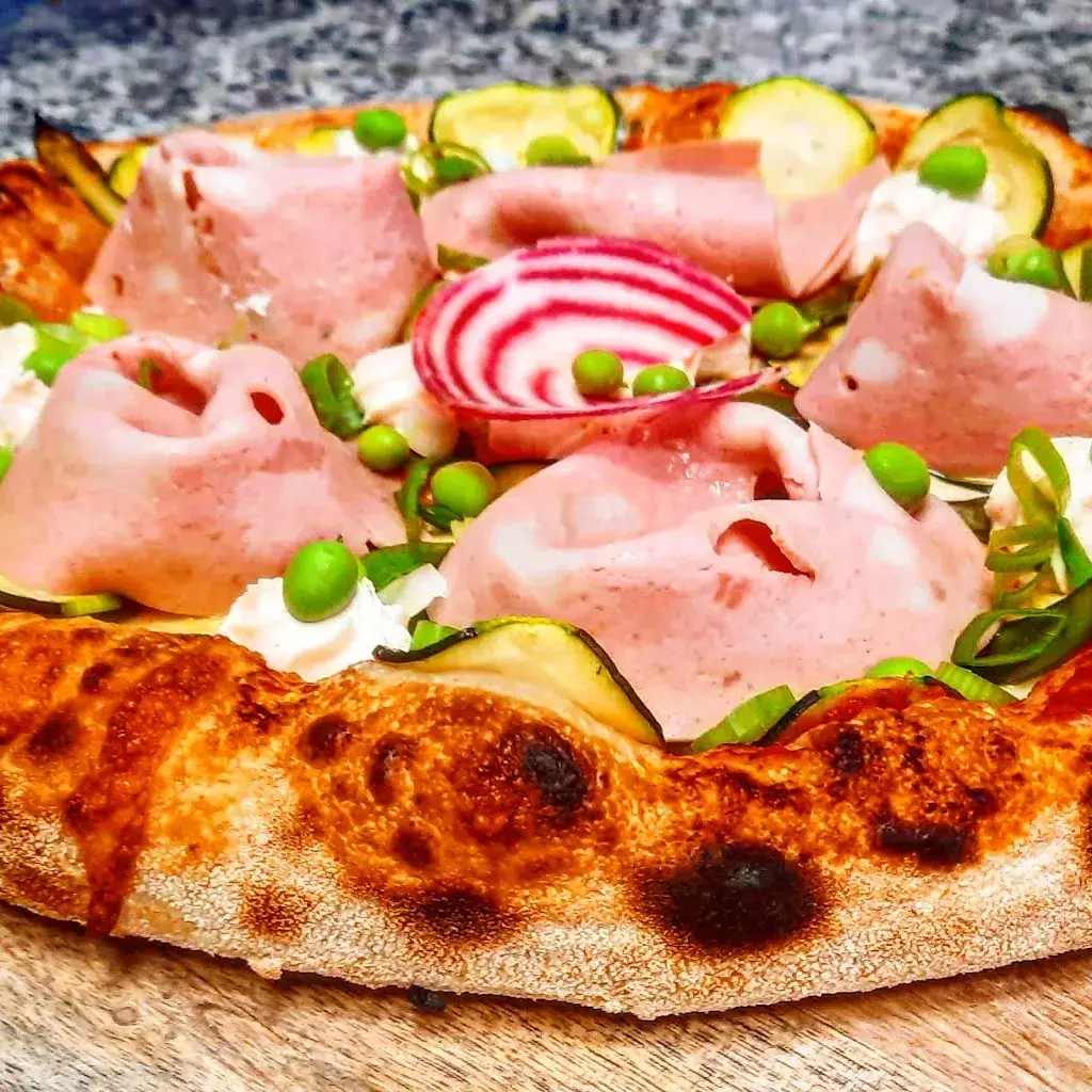 Pizz' inTence_Tence_slider_image_3