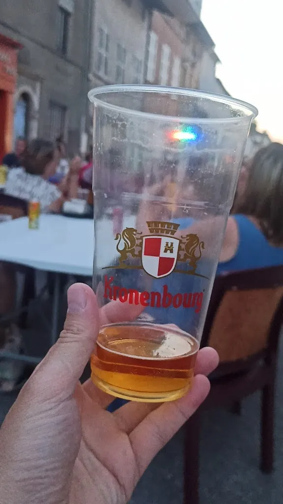 ilyas Nurpeis_Restaurant Bar Pub Le Bon Coin_Thoissey_Bewertung