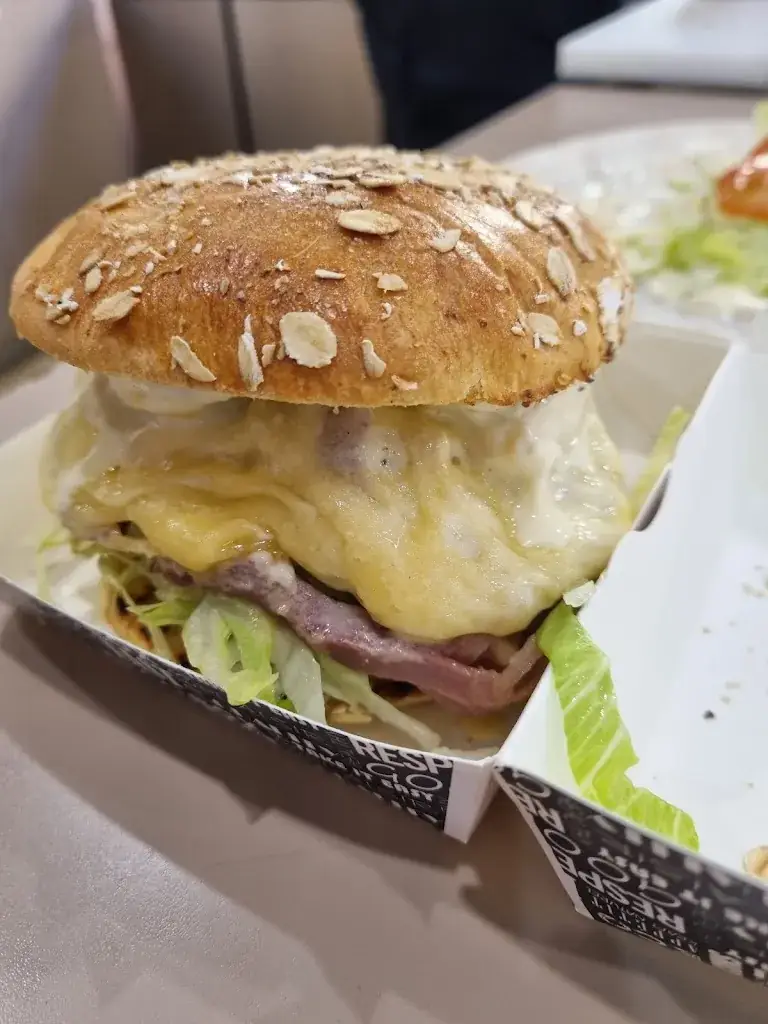 Burger's Café_Thoissey_slider_image_2