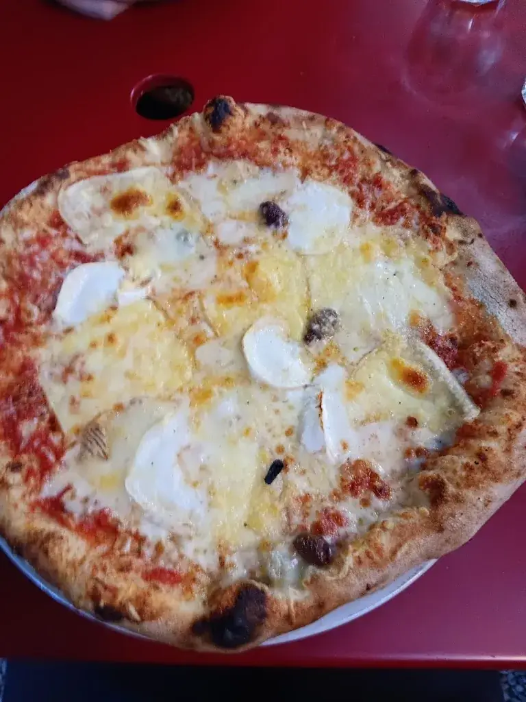 YANNICK_Le Colisée_Thoissey_review